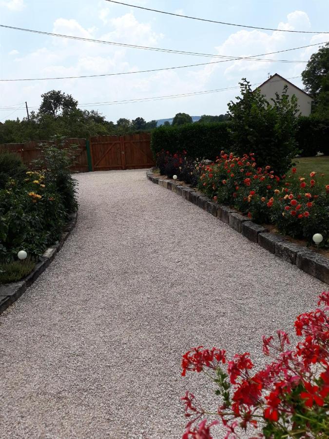 La Roulotte De Bourgogne Villa Brianny ภายนอก รูปภาพ